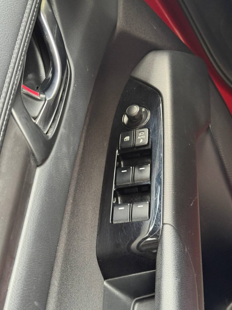 
								MAZDA CX-5 TOURING 2.0L AT 4X2 full									