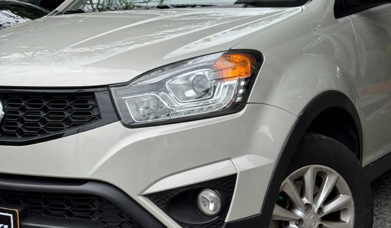 
								SSANGYONG KORANDO C AT 2.0 GASOLINA 4X2 full									