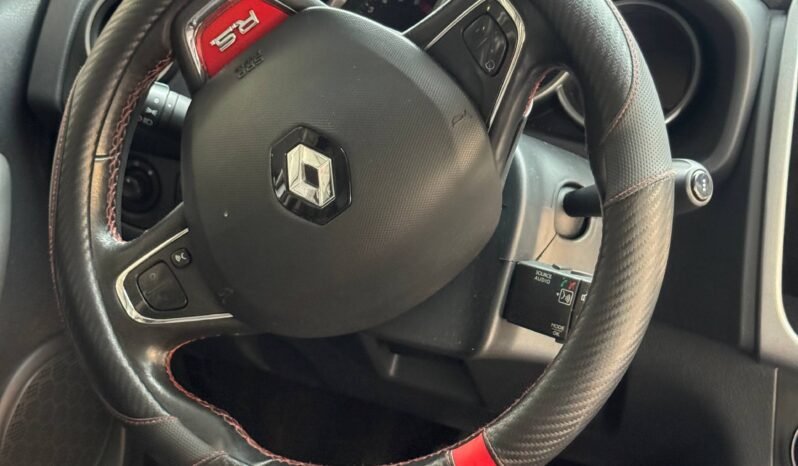 
								RENAULT SANDERO RS MT 2.0 full									