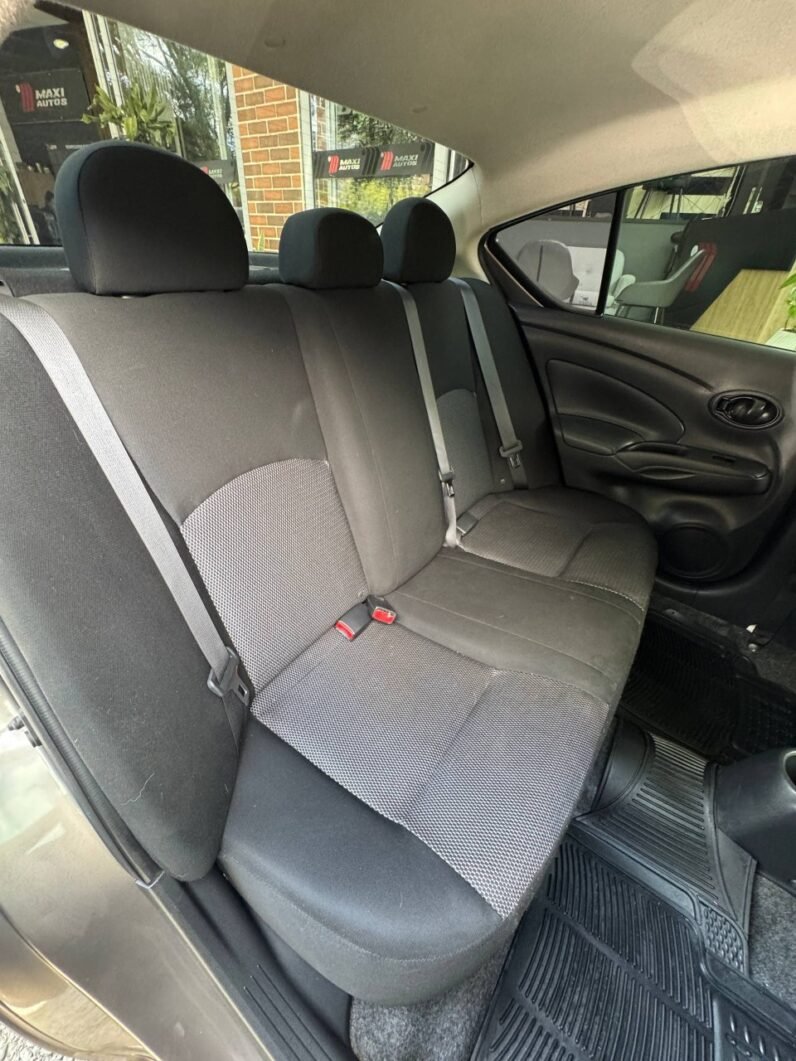 
								NISSAN VERSA DRIVE AT 1.6 SD full									