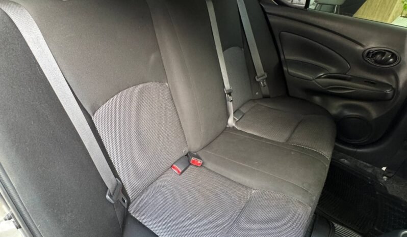 
								NISSAN VERSA DRIVE AT 1.6 SD full									