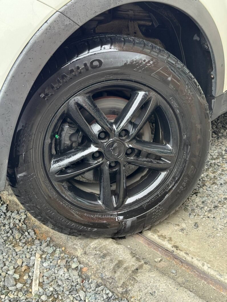 
								SSANGYONG KORANDO C MT 4X2 full									