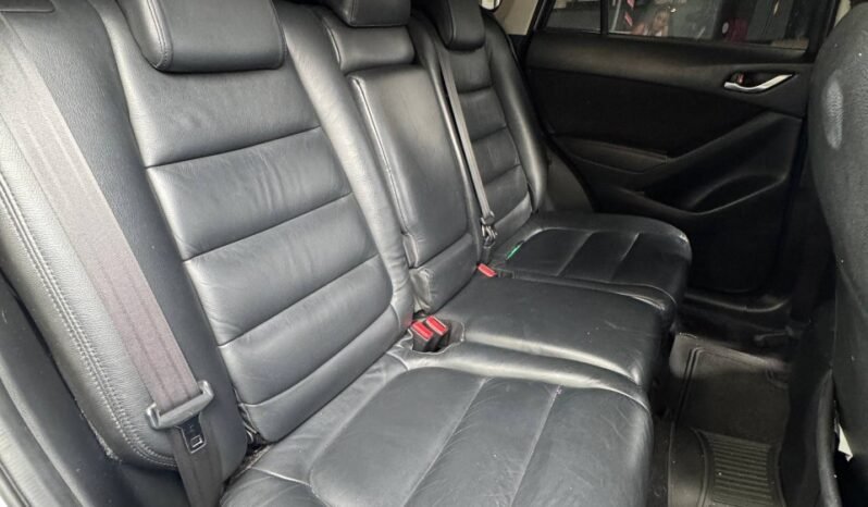 
								MAZDA Cx5 HIGH 2.0 AT 4×2 full									