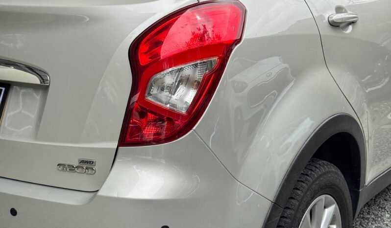 
								SSANGYONG KORANDO C AT 2.0 GASOLINA 4X2 full									