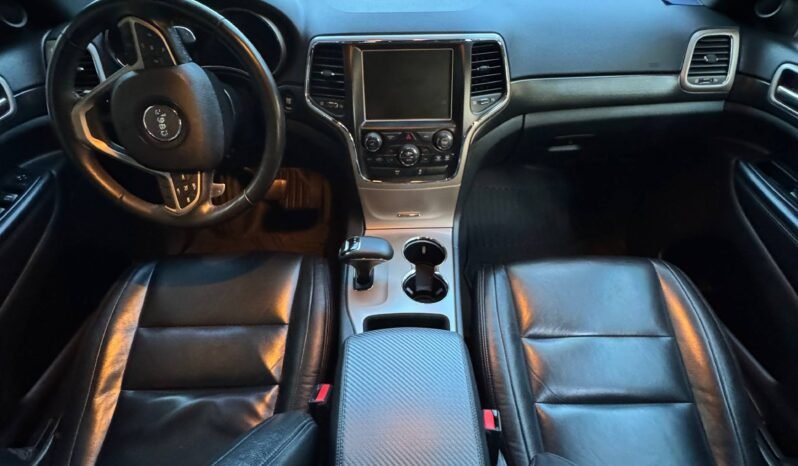 
								JEEP GRAND CHEROKEE LAREDO 3.6L AT 4X4 full									