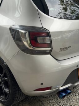 
										RENAULT SANDERO RS MT 2.0 full									