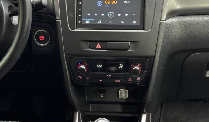 
								SUZUKI VITARA LIVE 2WD 1.6 MT 4X2 full									
