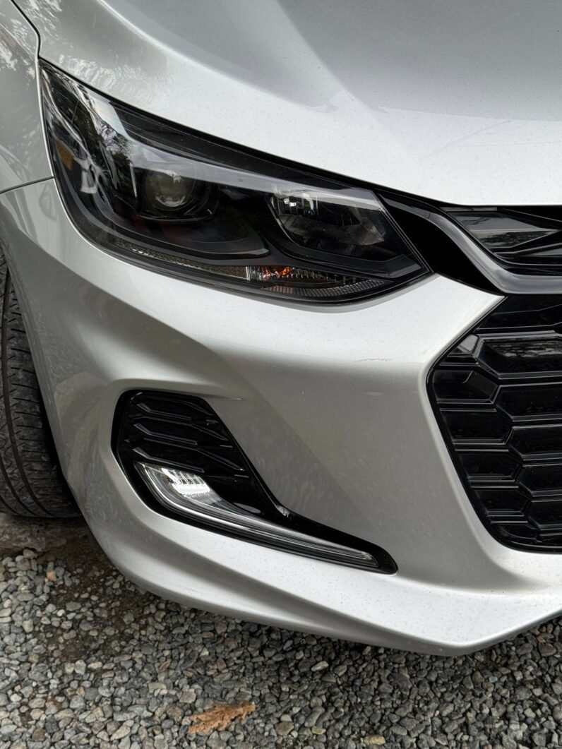 
								CHEVROLET ONIX RS MT HB full									