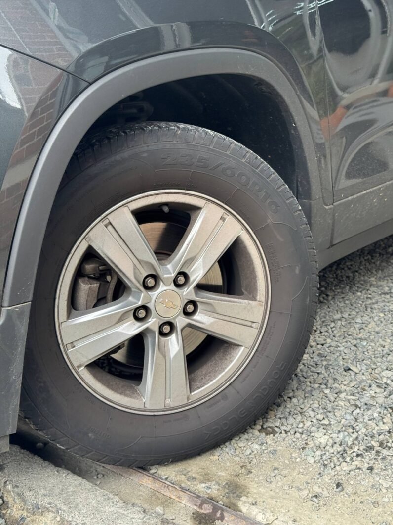 
								CHEVROLET TRACKER LT AT 1.8 full									