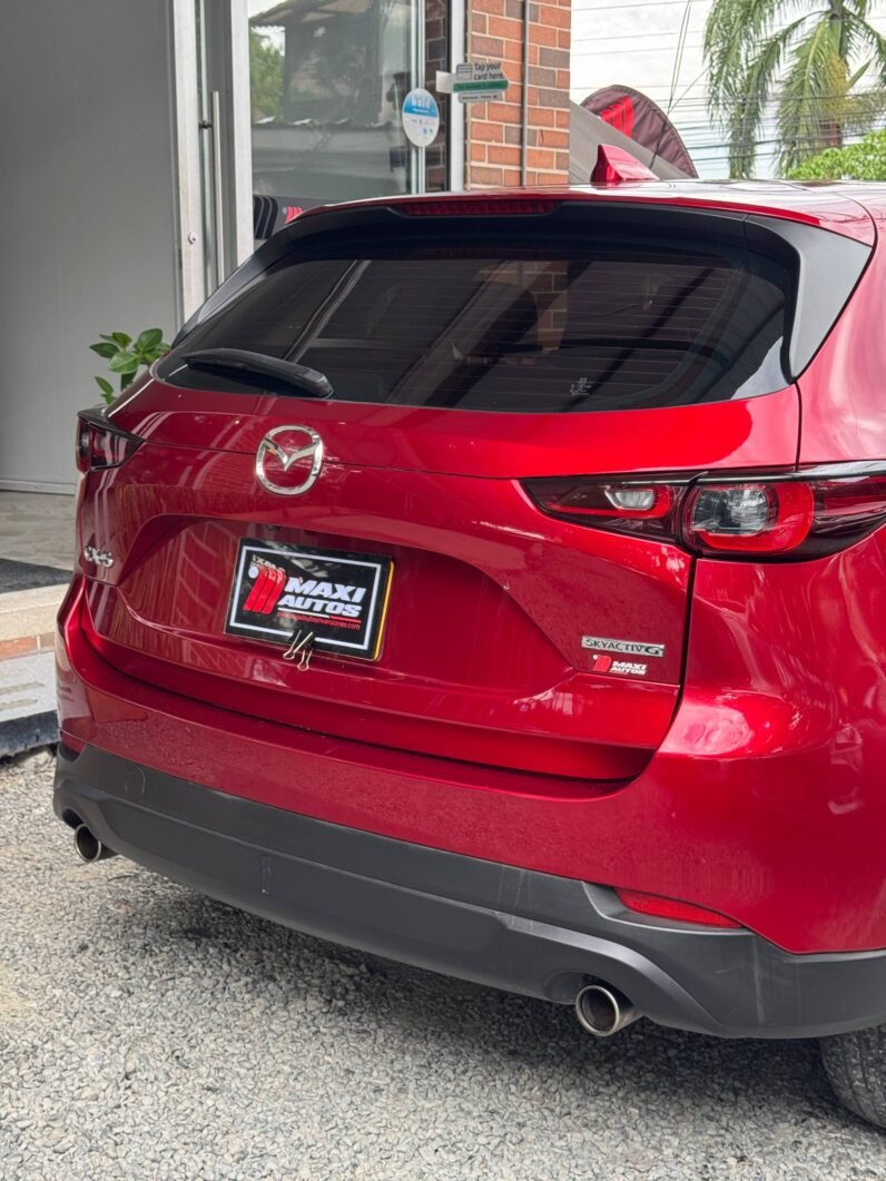
								MAZDA CX-5 TOURING 2.0L AT 4X2 full									