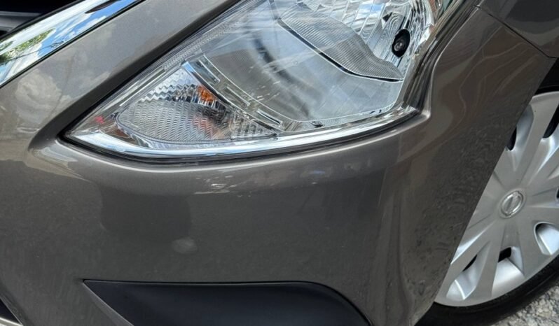 
								NISSAN VERSA DRIVE AT 1.6 SD full									