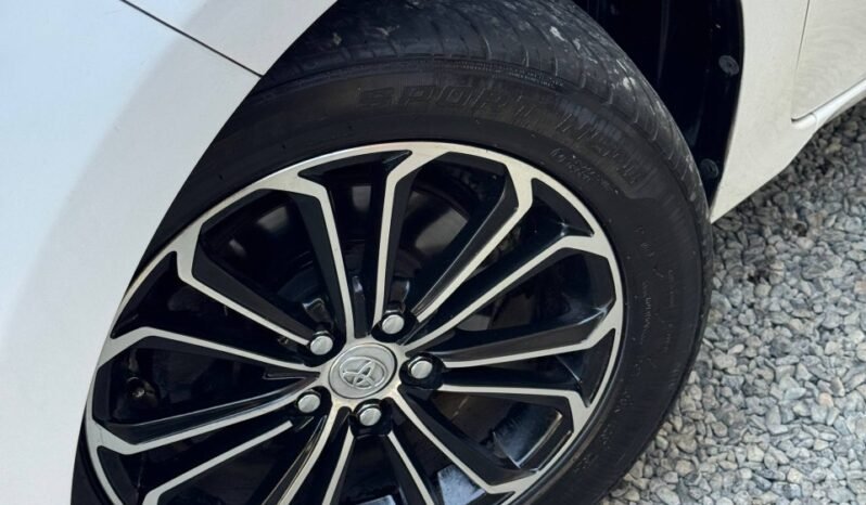 
								TOYOTA COROLLA S AT 1.8 SD full									