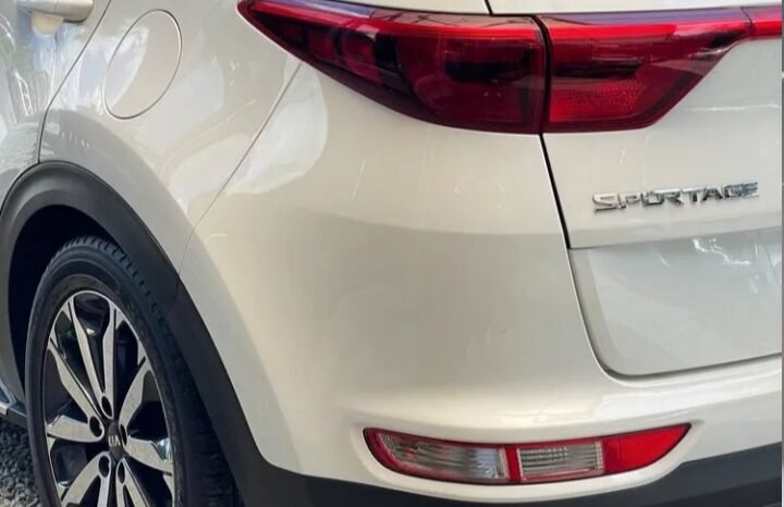 
								KIA NEW SPORTAGE LX AT 4X2  2.0 GASOLINA full									