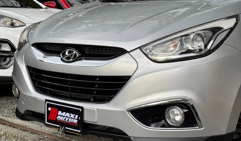 
								HYUNDAI TUCSON IX-35 STYLE 2.0 AT 4×2 full									