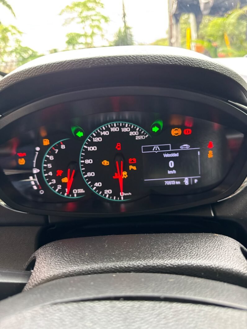 
								CHEVROLET TRACKER PREMIER 1.8 AT full									