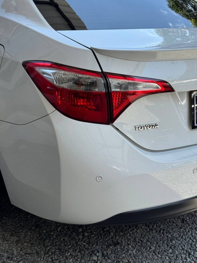
								TOYOTA COROLLA S AT 1.8 SD full									