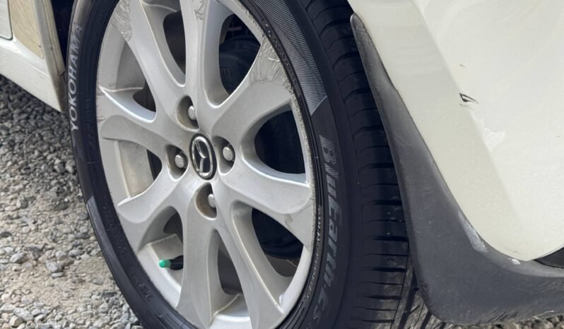 
								MAZDA 2  15HM1C 1.5L MT HB full									