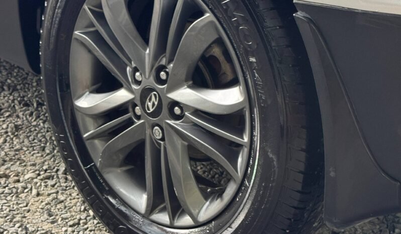 
								HYUNDAI TUCSON IX-35 STYLE 2.0 AT 4×2 full									