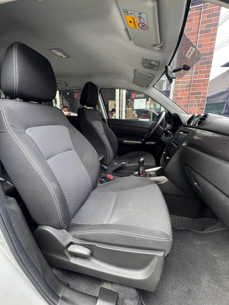 
								SUZUKI VITARA LIVE 2WD 1.6 MT 4X2 full									