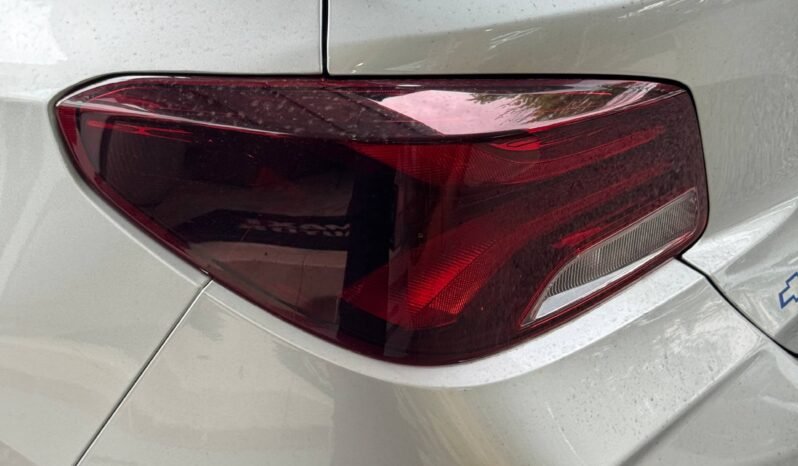 
								CHEVROLET ONIX RS MT HB full									
