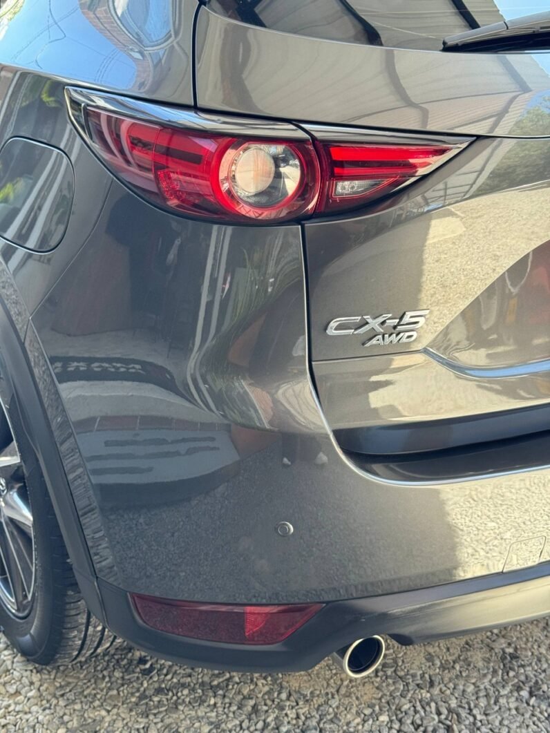 
								MAZDA Cx5 GRAND TOURING LX 4×4 full									