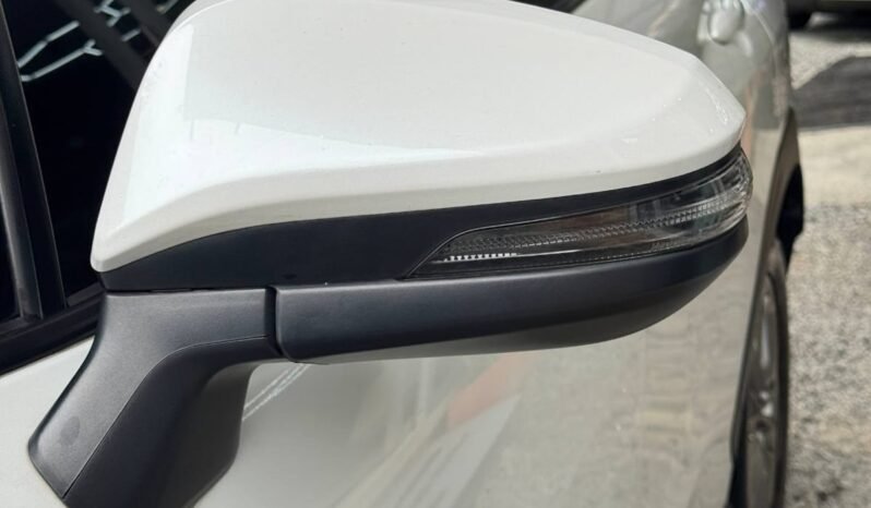 
								TOYOTA COROLLA CROSS XEI HYBRID 1.8 AT full									