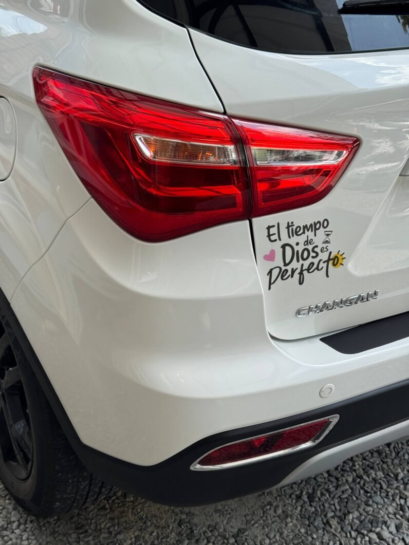 
								CHANGAN CS35 LUXURY 1.6 MT full									