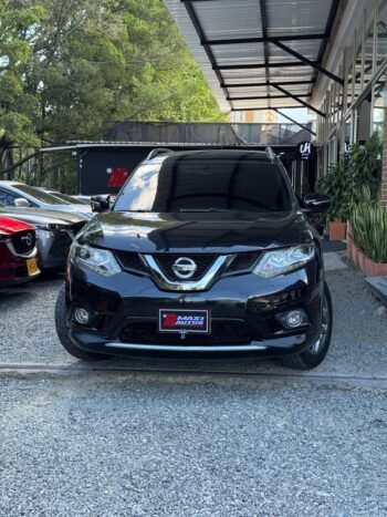 NISSAN XTRAIL EXCLUSIVE 2.5 AT 4X4