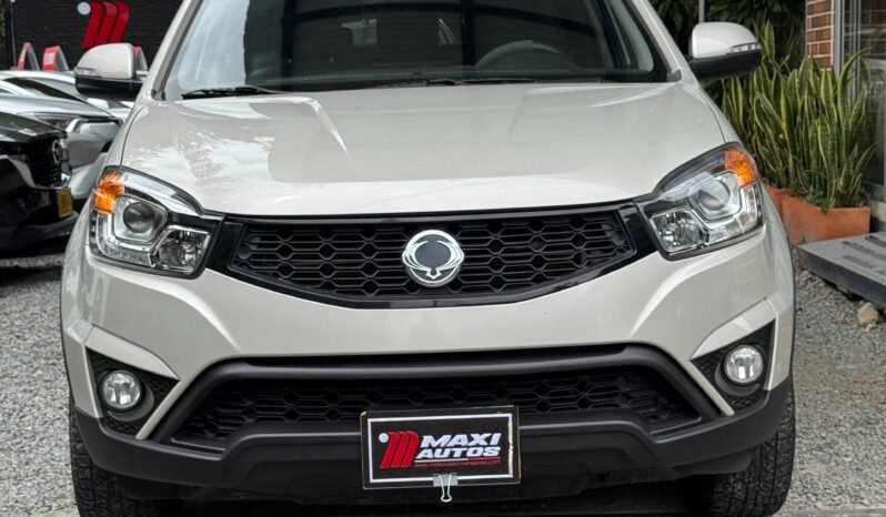
								SSANGYONG KORANDO C AT 2.0 GASOLINA 4X2 full									