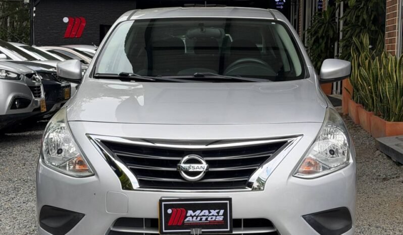 
								NISSAN VERSA SENSE MT 1.6 full									