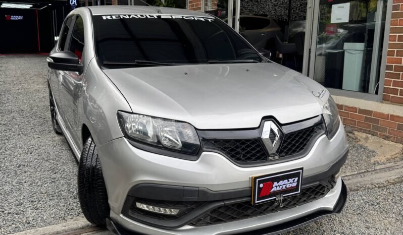 
								RENAULT SANDERO RS MT 2.0 full									