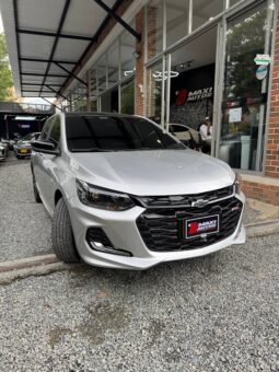 CHEVROLET ONIX RS MT HB