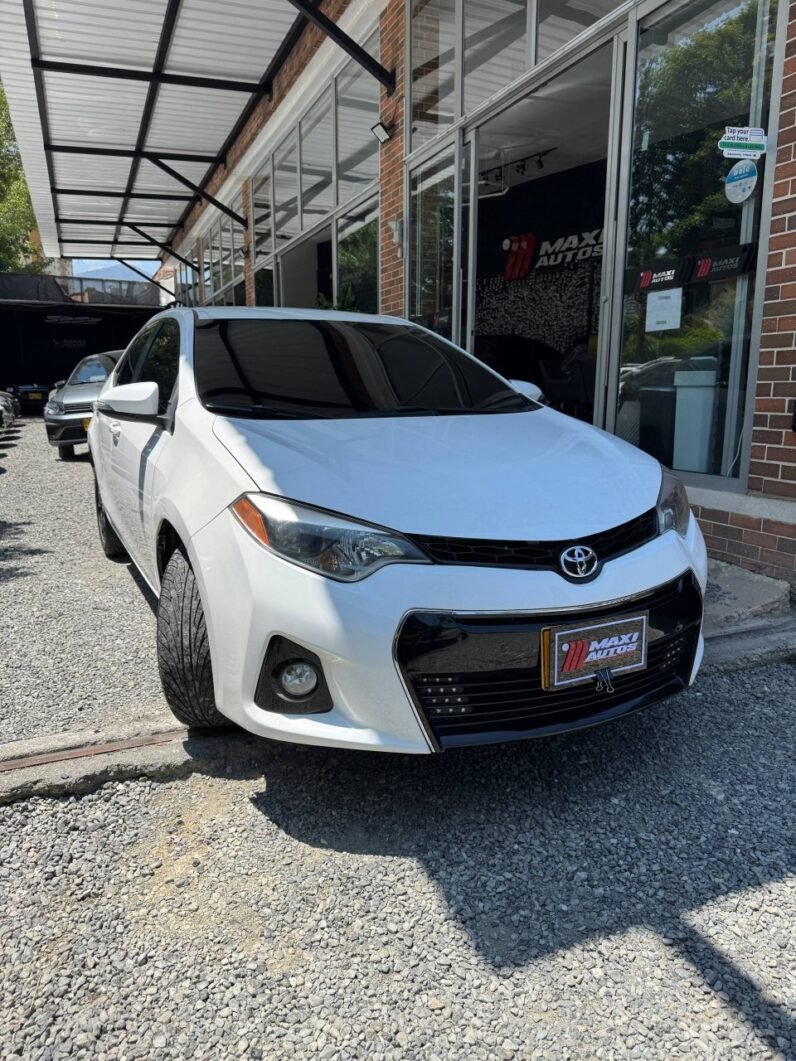 
								TOYOTA COROLLA S AT 1.8 SD full									