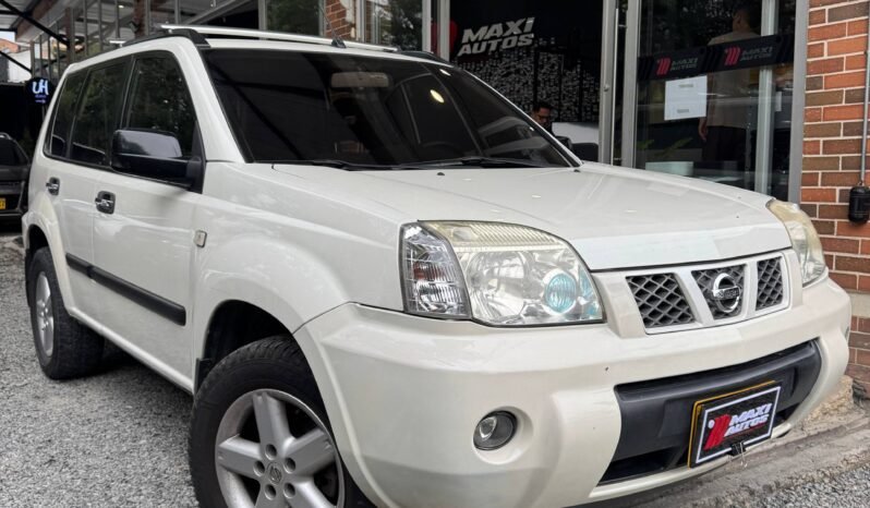 
								NISSAN XTRAIL 2.5 CLASSIC 4X4 AUT full									