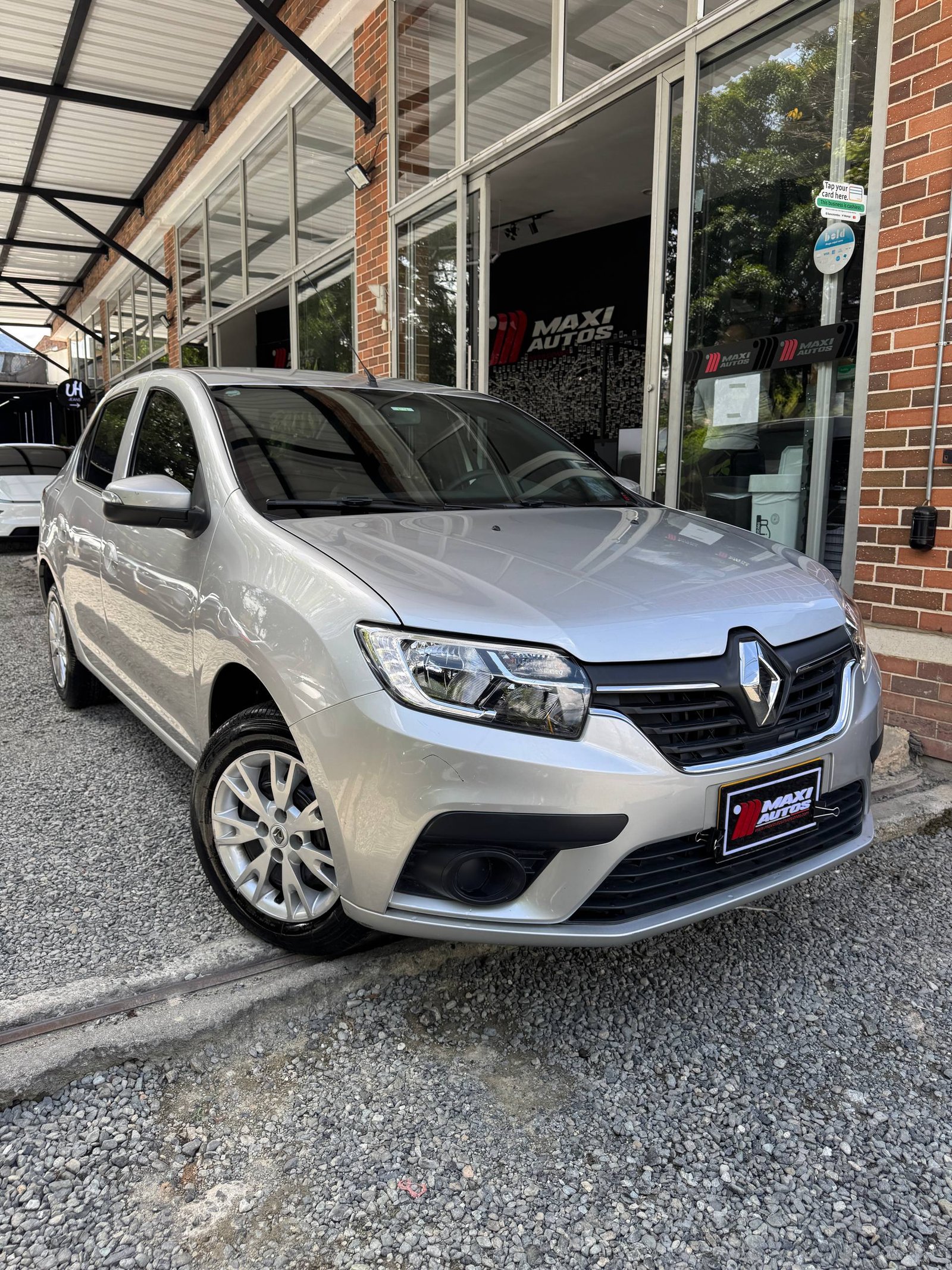RENAULT LOGAN LIFE + MT 1.6 SD