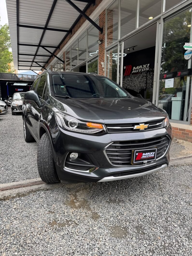 
								CHEVROLET TRACKER PREMIER 1.8 AT full									