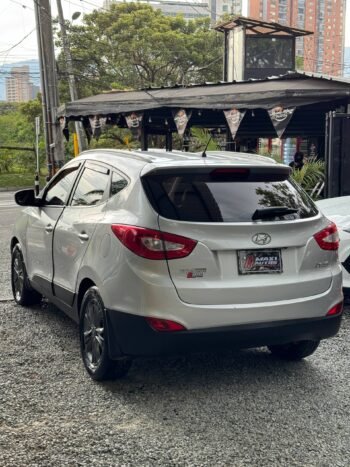 HYUNDAI TUCSON IX-35 STYLE 2.0 AT 4×2