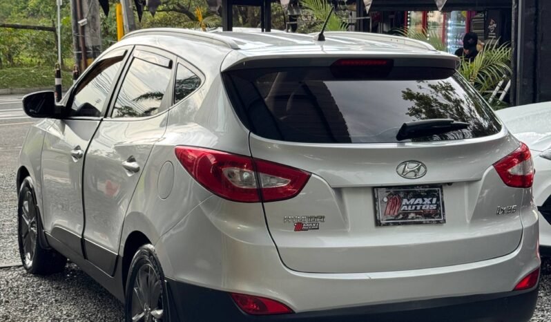 
								HYUNDAI TUCSON IX-35 STYLE 2.0 AT 4×2 full									