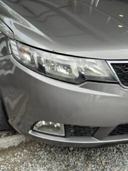 KIA CERATO FORTE 1.6L AT