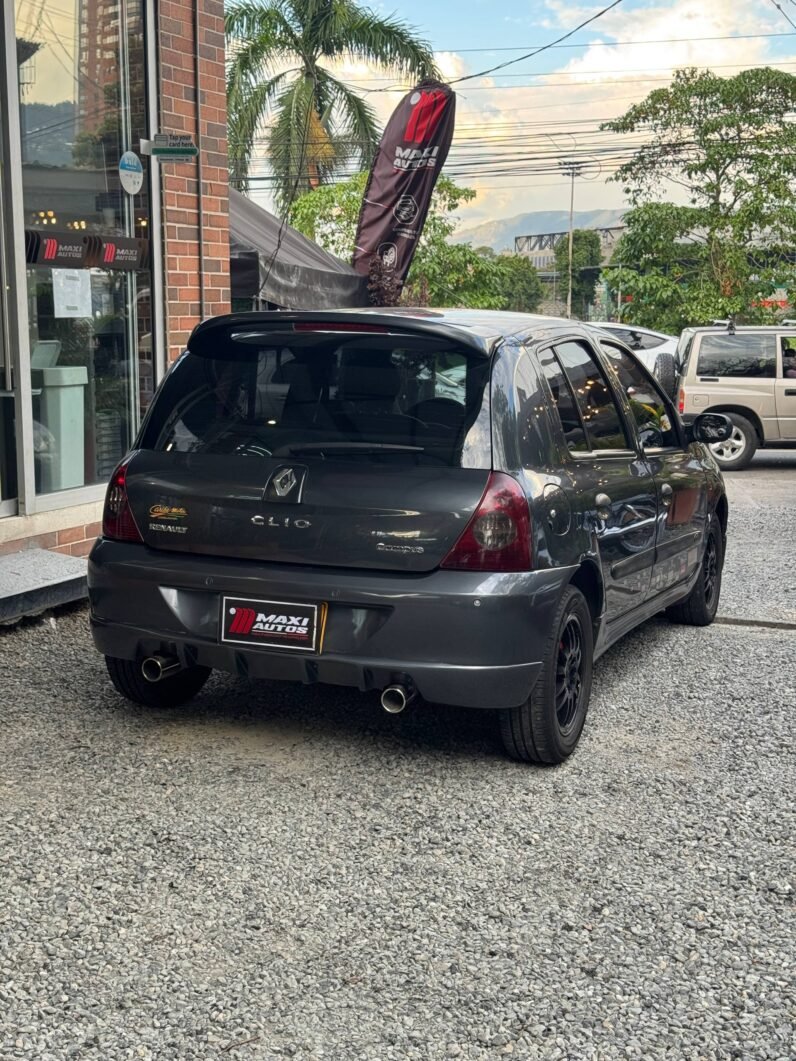 
								RENAULT CLIO CAMPUS 1.2 MT full									