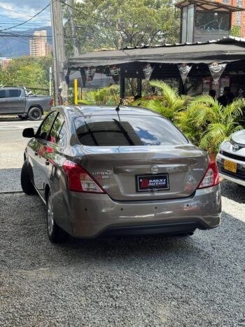 NISSAN VERSA DRIVE AT 1.6 SD