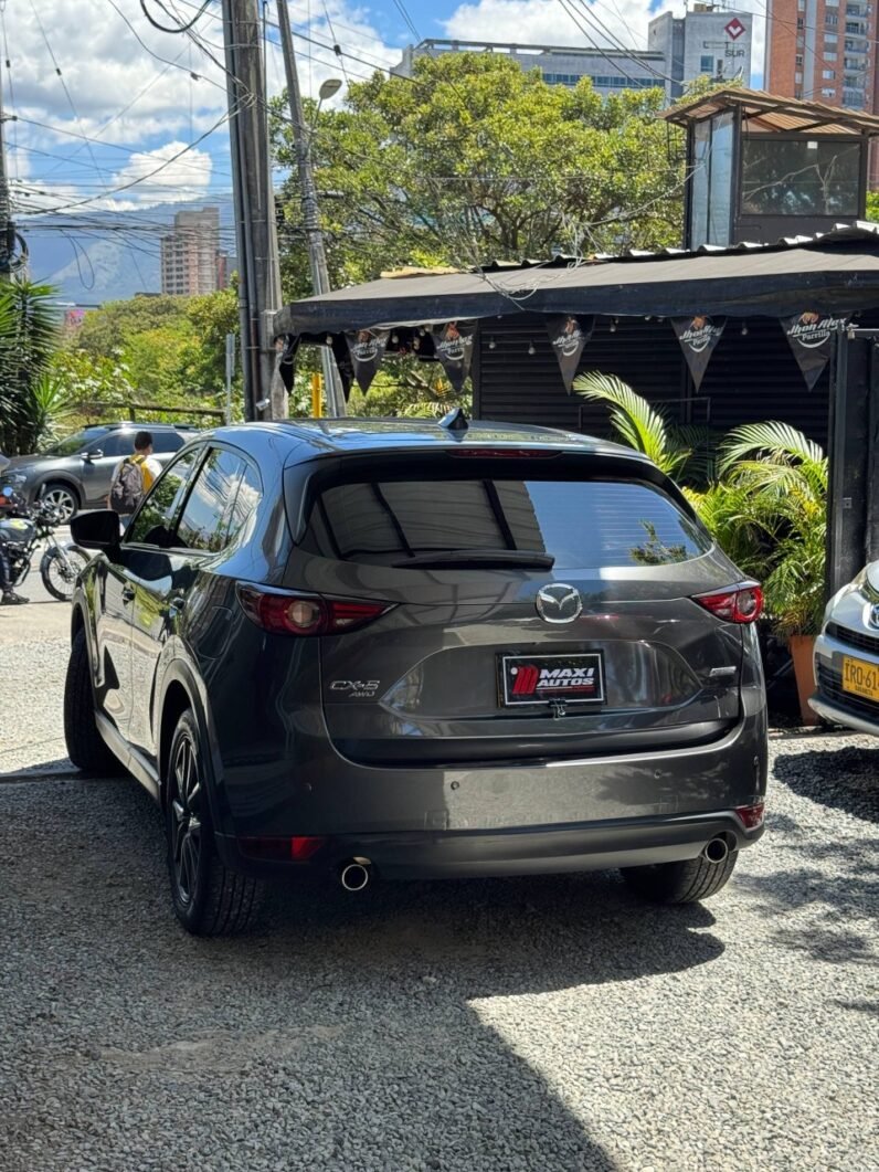 
								MAZDA Cx5 GRAND TOURING LX 4×4 full									