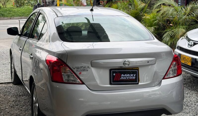 
								NISSAN VERSA SENSE MT 1.6 full									