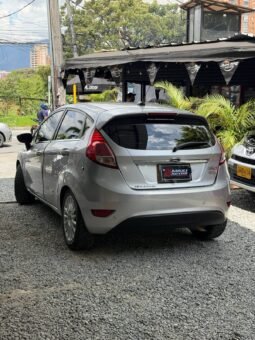 
										FORD FIESTA TITANIUM AT 1.6 full									