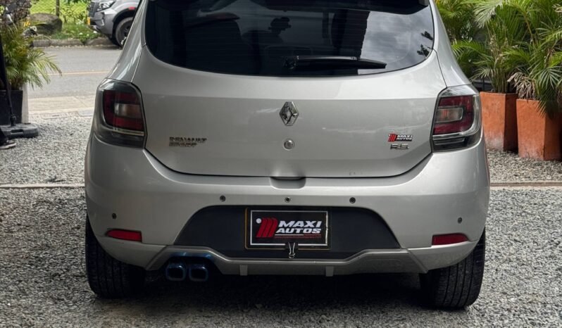 
								RENAULT SANDERO RS MT 2.0 full									