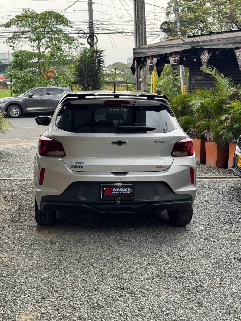 
								CHEVROLET ONIX RS MT HB full									