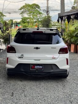 CHEVROLET ONIX RS MT HB