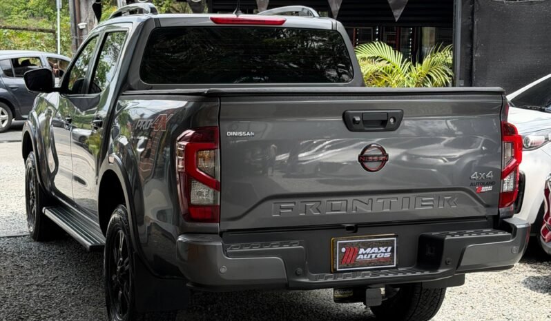 
								NISSAN FRONTIER PRO-4X  AUT 2.5GSL 4X4 full									
