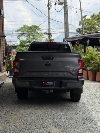 NISSAN FRONTIER PRO-4X  AUT 2.5GSL 4X4