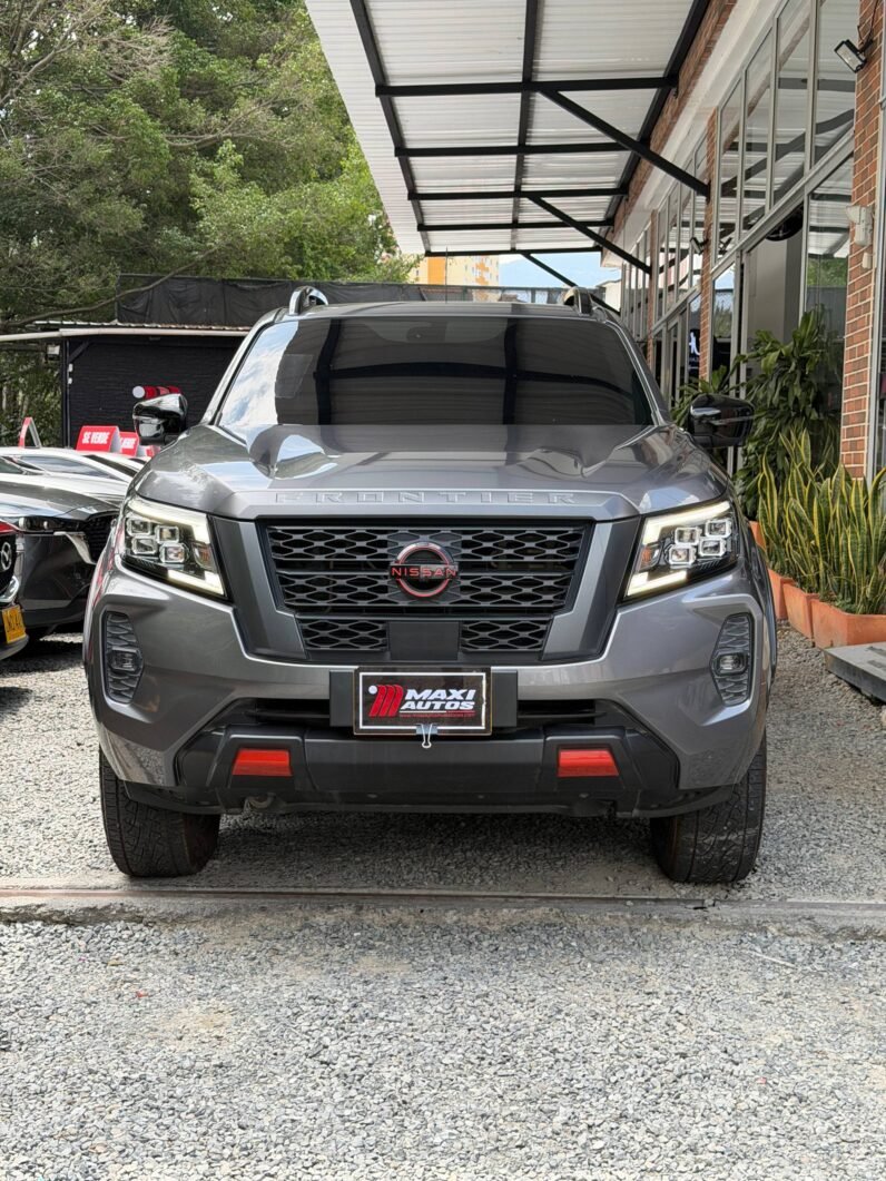 
								NISSAN FRONTIER PRO-4X  AUT 2.5GSL 4X4 full									